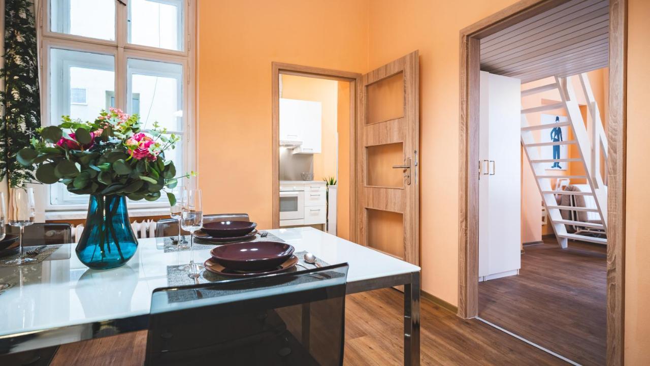 Ferienwohnung The Grand Royal 3Bdr Heart Of Old Town Prag Exterior foto
