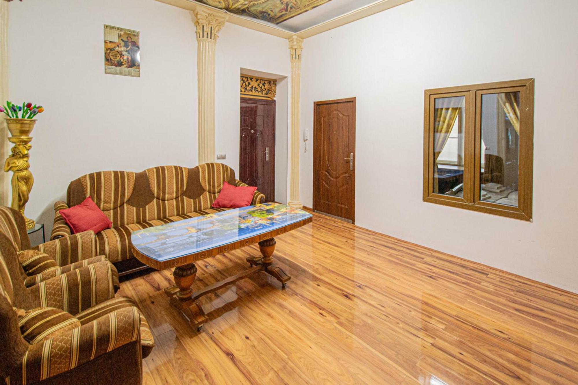 Ferienwohnung The Grand Royal 3Bdr Heart Of Old Town Prag Exterior foto
